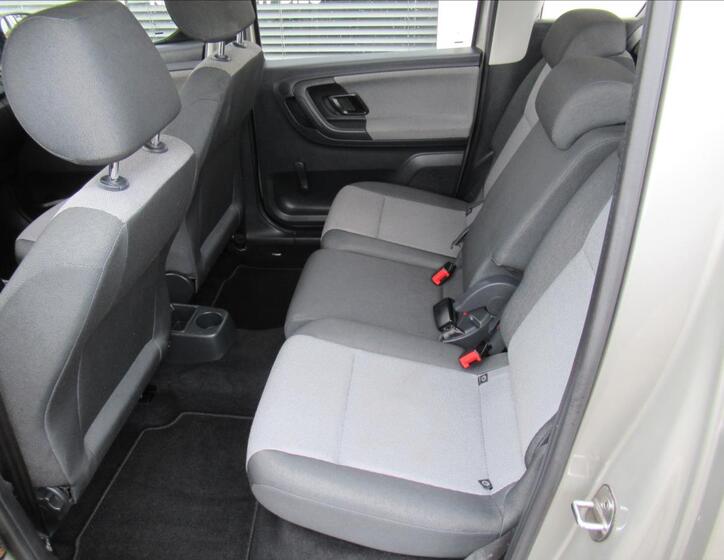 Škoda Roomster 10