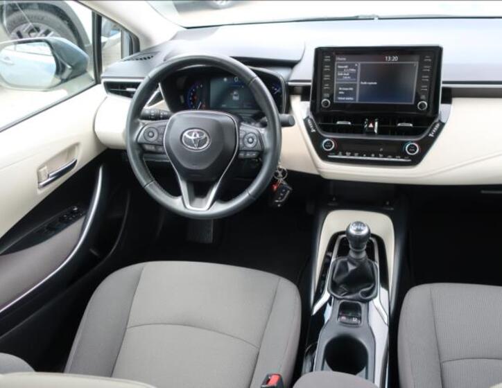 Toyota Corolla 15