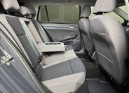 Volkswagen Golf 16