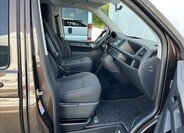 Volkswagen Caravelle 19