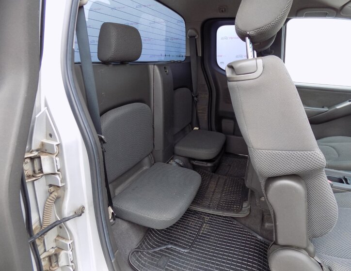 Nissan Navara 18