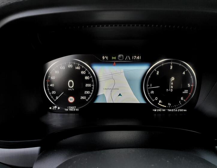 Volvo V90 23