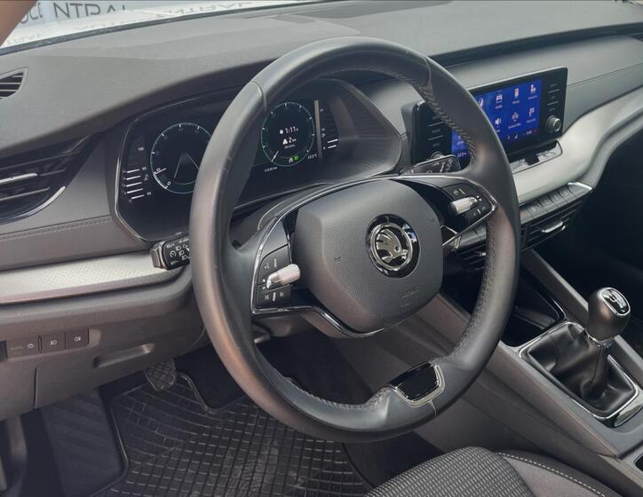 Škoda Octavia 12