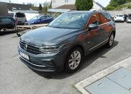Volkswagen Tiguan 1