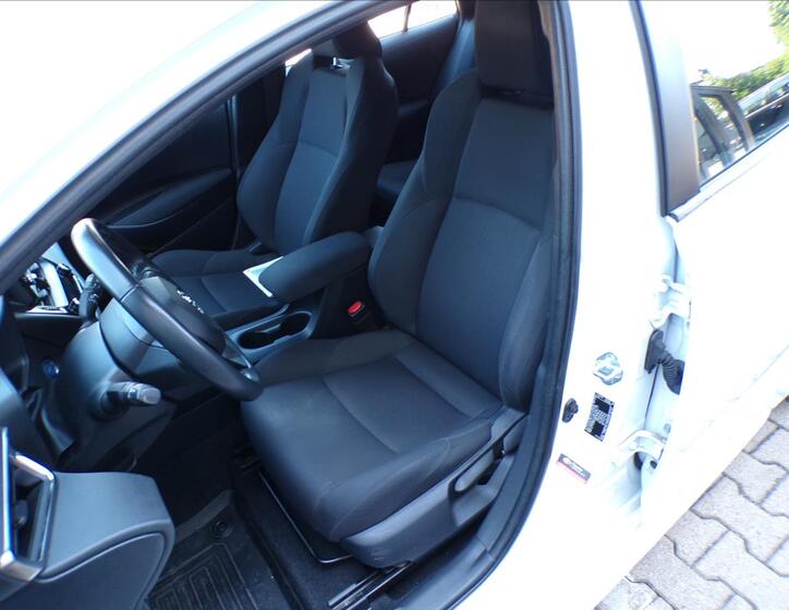 Toyota Corolla 19