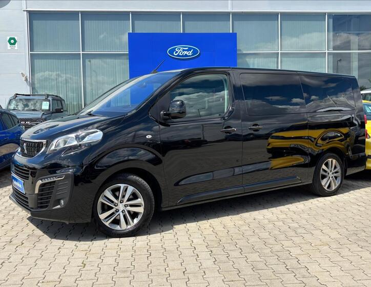 Peugeot Traveller 1