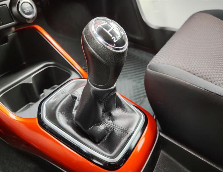 Suzuki Ignis 18