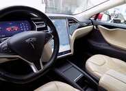 Tesla Model S 24
