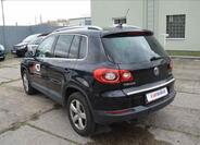 Volkswagen Tiguan 6