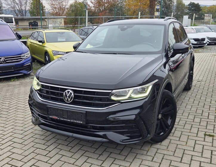 Volkswagen Tiguan 1