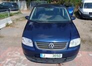 Volkswagen Touran 1