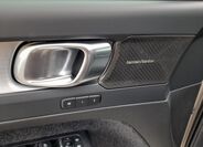 Volvo XC40 27