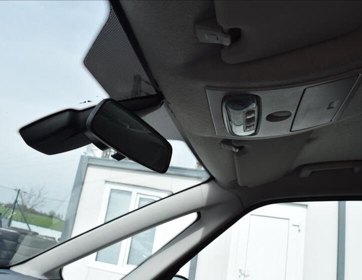 Ford Galaxy 44