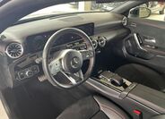 Mercedes-Benz CLA 9