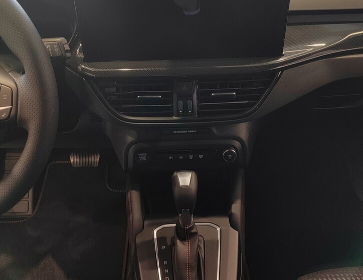 Ford Focus 24