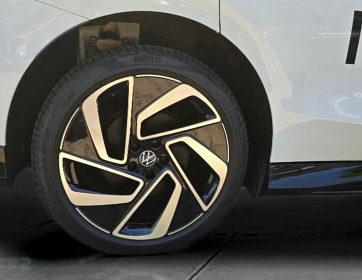 Volkswagen ID.7 3