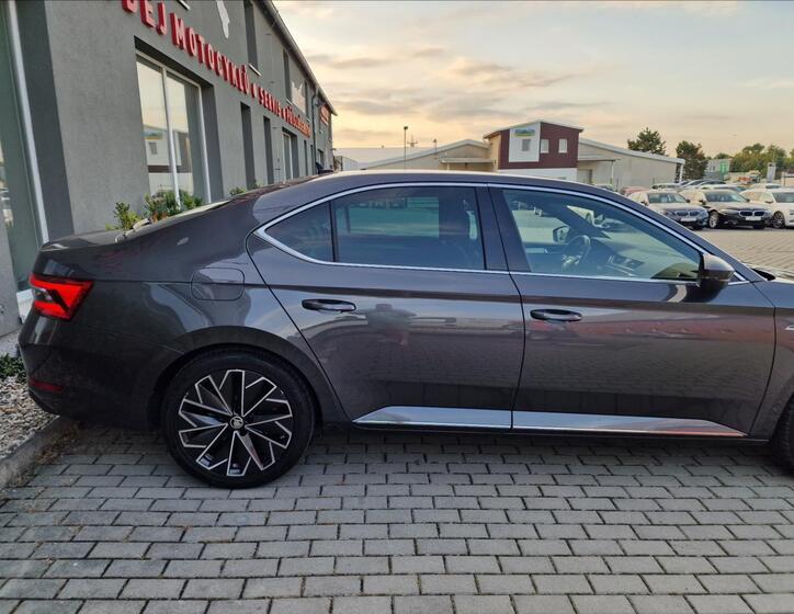Škoda Superb 41