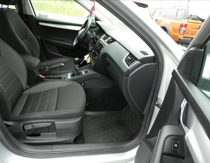 Škoda Octavia 19