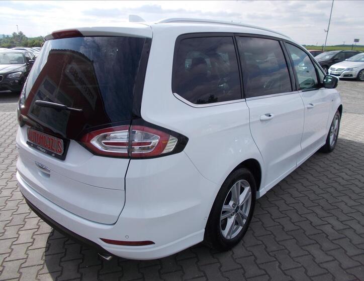 Ford Galaxy 11