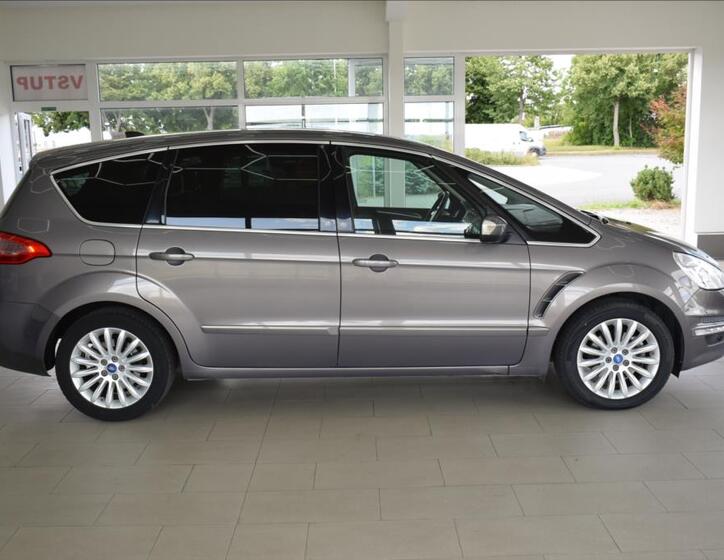 Ford S-MAX 4
