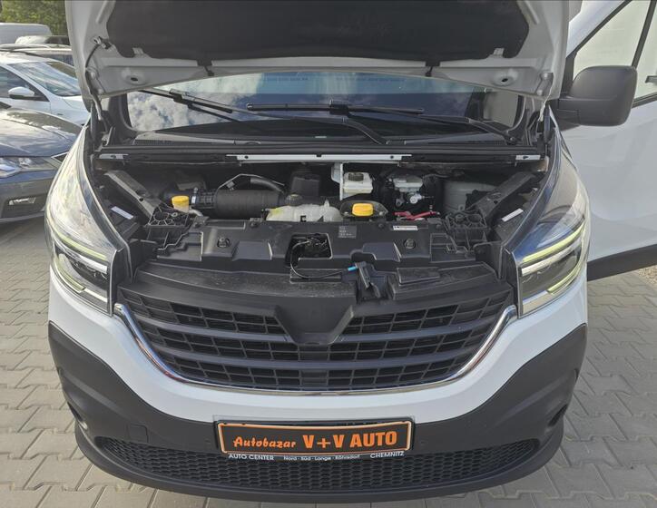 Renault Trafic 33