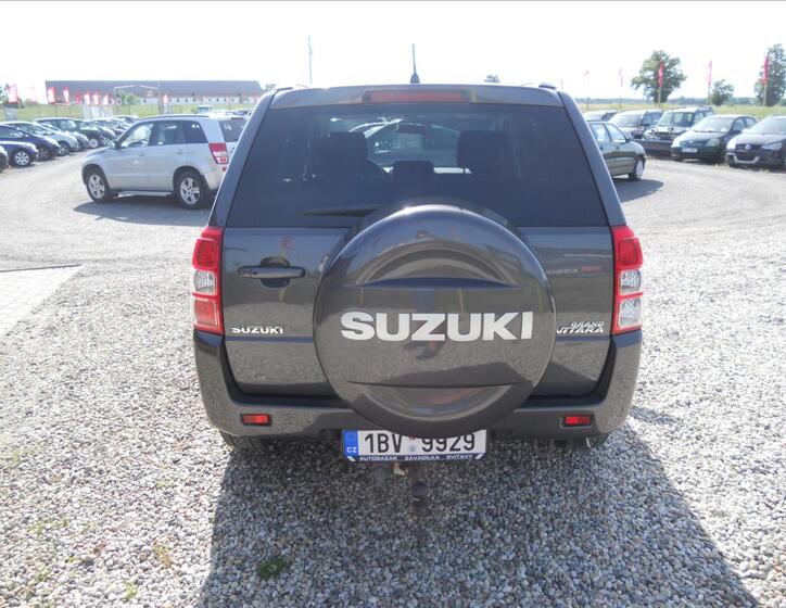 Suzuki Grand Vitara 7
