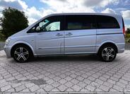 Mercedes-Benz Viano 8