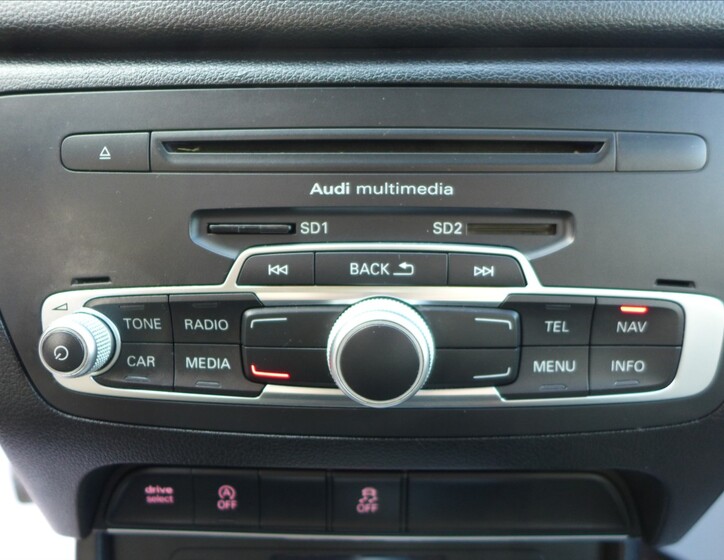 Audi Q3 26
