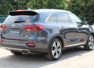 KIA Sorento 5