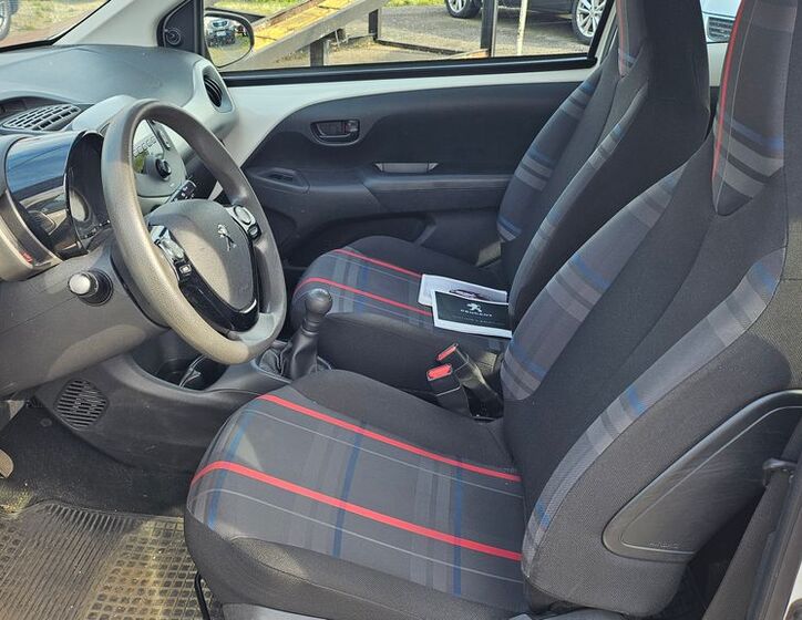 Peugeot 108 7