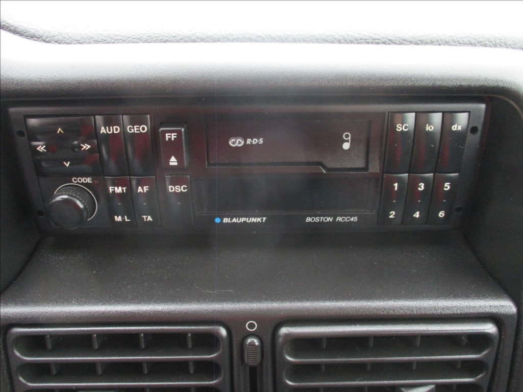 Peugeot 106