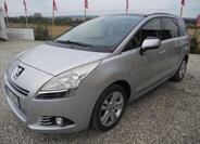 Peugeot 5008 1