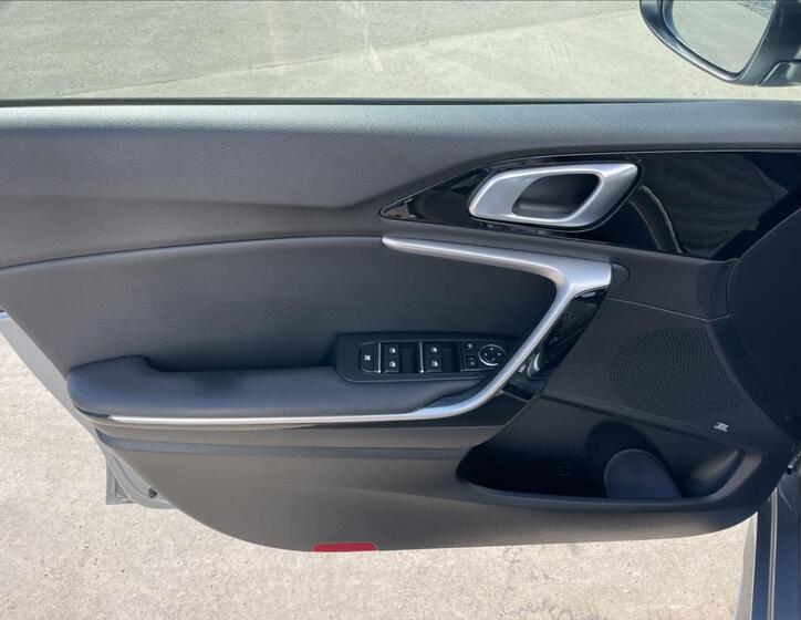 KIA ProCeed 15