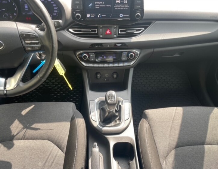 Hyundai i30 10