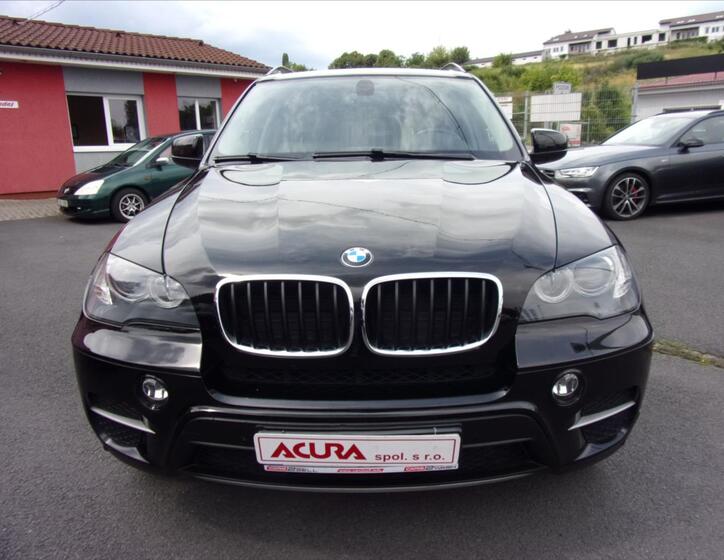 BMW X5 8