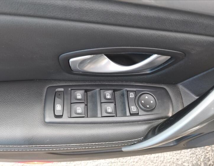 Renault Laguna 14
