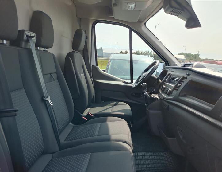 Ford Transit 17