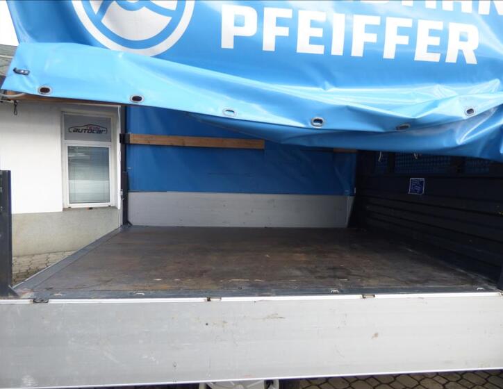 Ford Transit 32