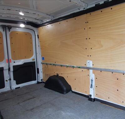 Ford Transit 18