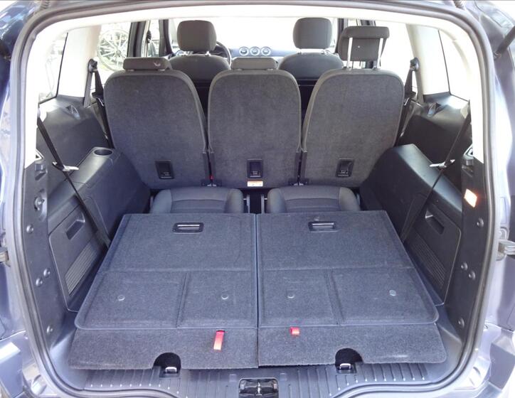 Ford S-MAX 26