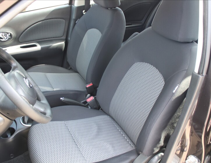 Nissan Micra 23