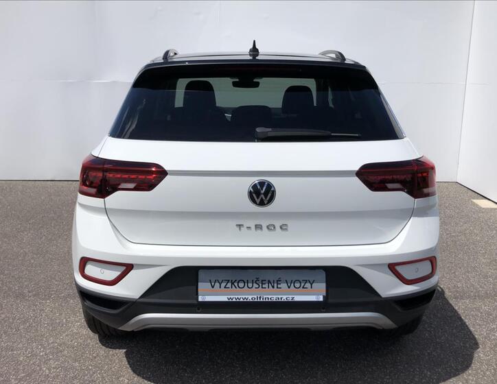 Volkswagen T-Roc 8