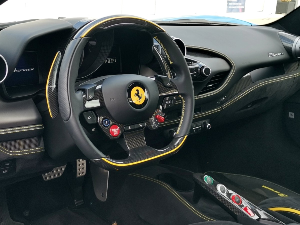 Ferrari F8