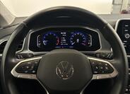 Volkswagen T-Roc 13