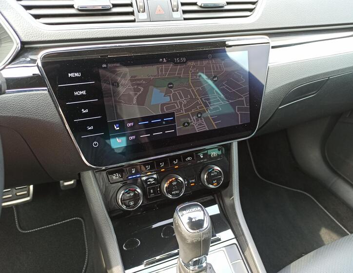 Škoda Superb 19