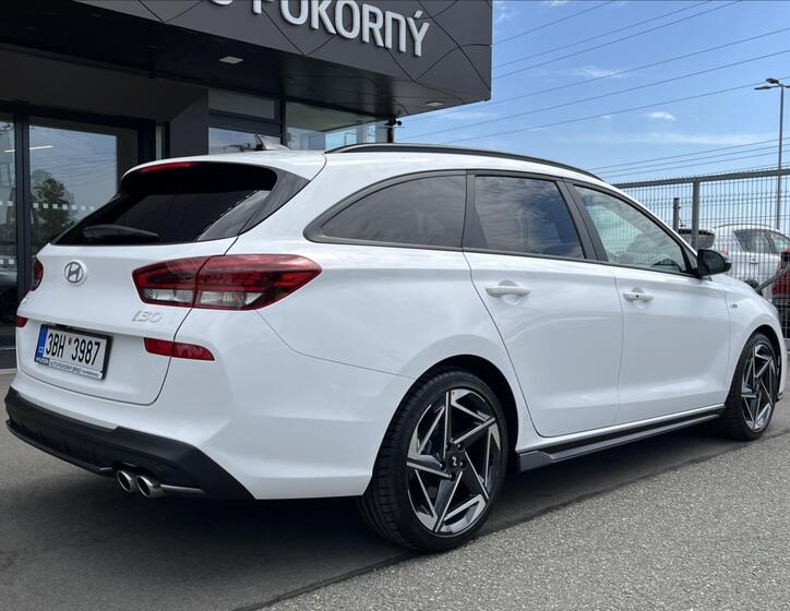 Hyundai i30 4