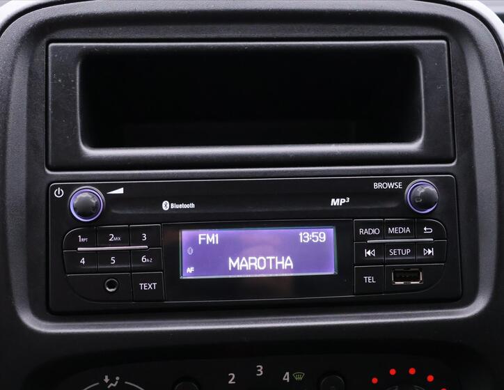 Renault Trafic 19
