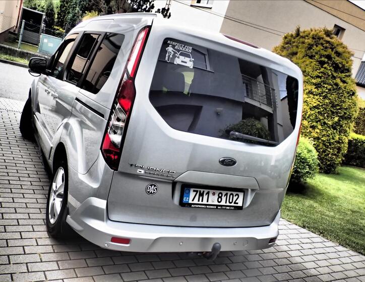 Ford Tourneo Connect 5