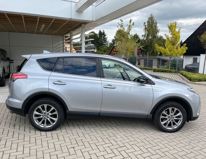 Toyota RAV4 7