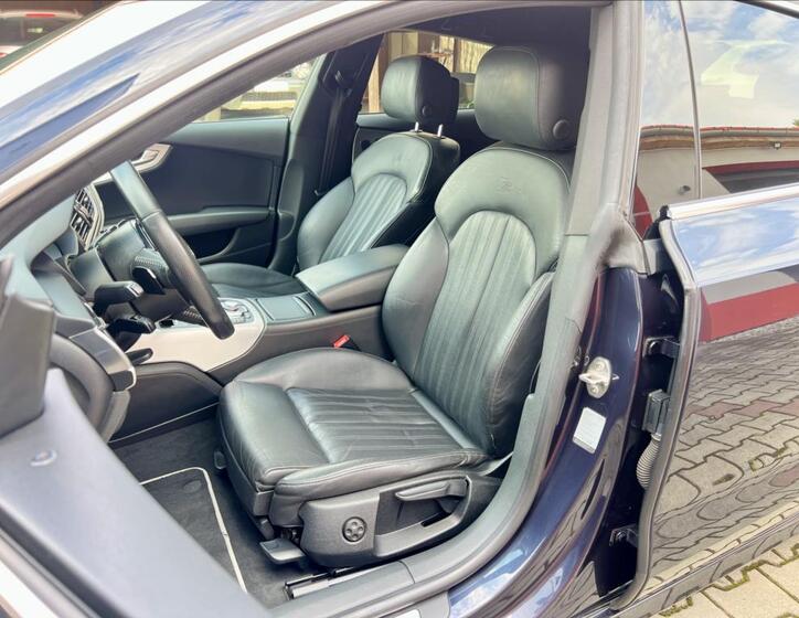 Audi A7 10
